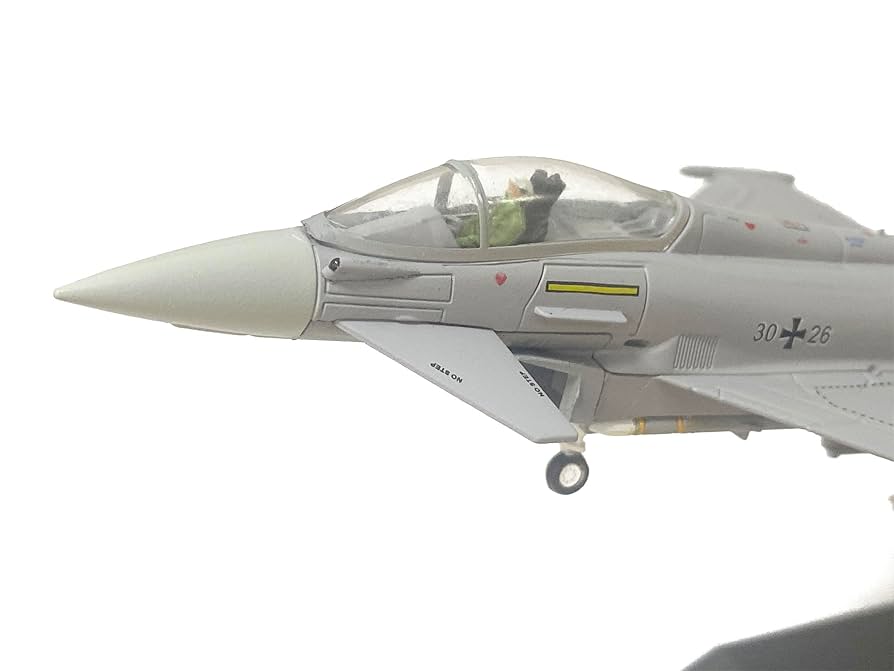 Amazon.com: Eurofighter Typhoon EF2000 1/100 Diecast